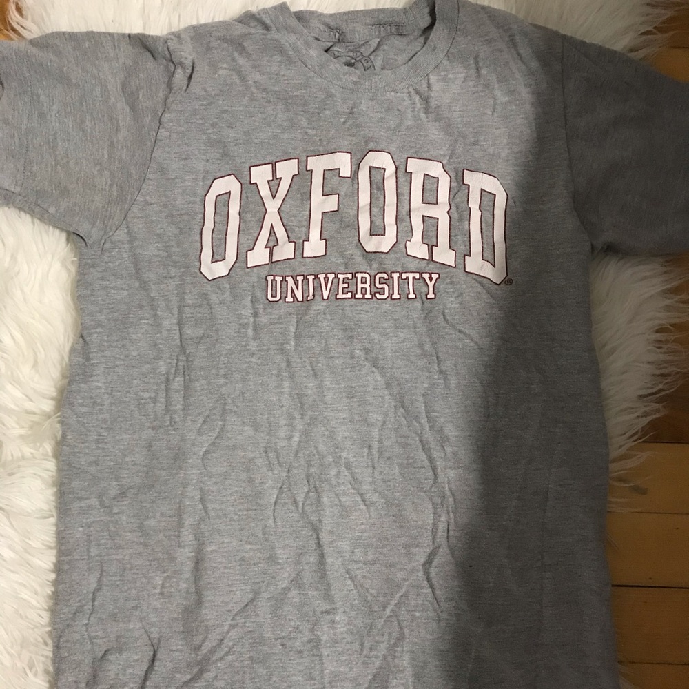 T shirt grey